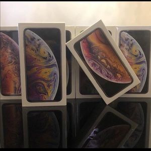 iPhone XS & XS maxes